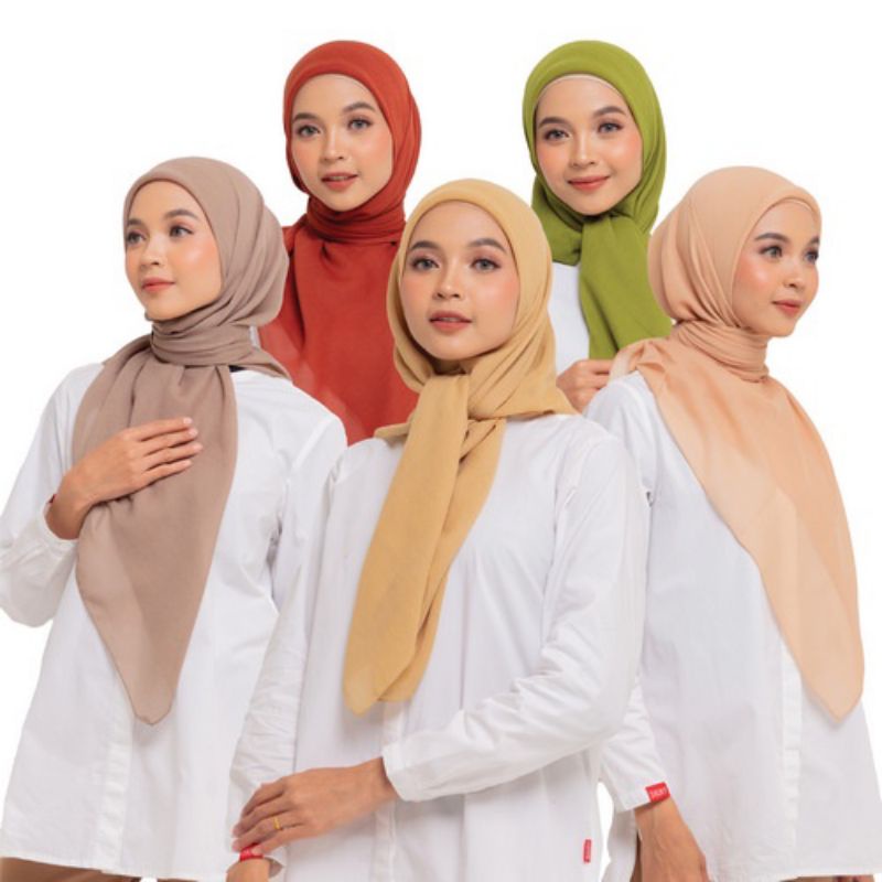 ELZATTA DAUKY HIJAB SEGI EMPAT CORNSKIN SQUARE KERUDUNG ELZATTA JILBAB ELZATTA JILBAB ELZATTA SEGI E