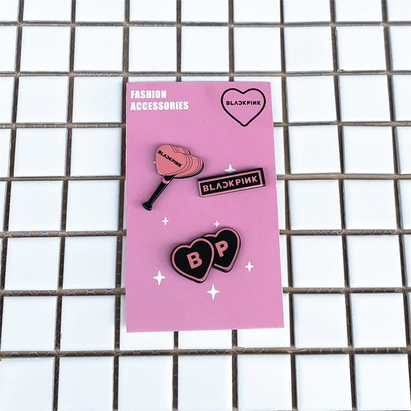 KPOP black pink GOT7 TWICE SEVENTEEN Acrylic Brooch Badge Jisoo Jennie Rose Lisa Blink BP