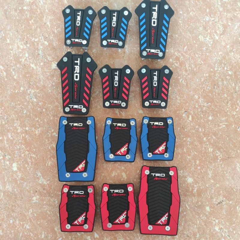 PEDAL gas  INJAKAN rem MOBIL MANUAL MERAH TRD BESI + KARET UNIVERSAL