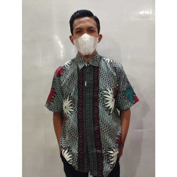 Batik satria prambanan merah