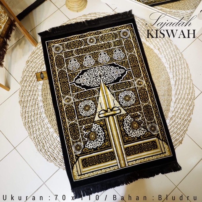 Sajadah sajadah turki hitam tebal wangi halus - kabah polos(O7I9) Sajadah Wangi Jumbo Sajadah Tebal 