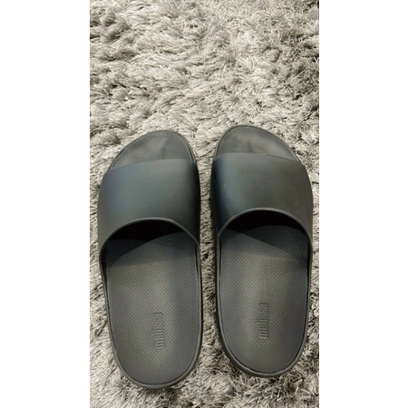 Preloved  melissa sz 37 like new