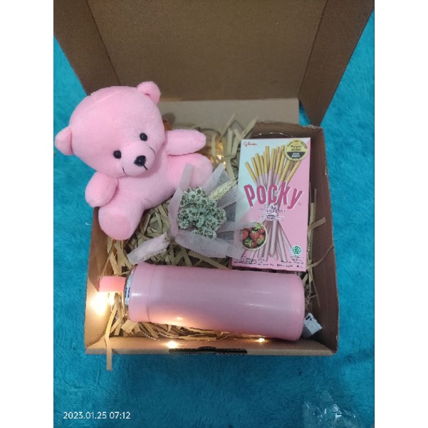 

Kado Valentine Lucu
