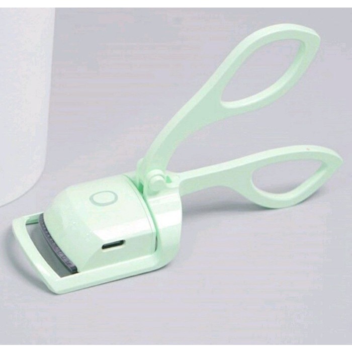 Heated Eyelash Curler 2B