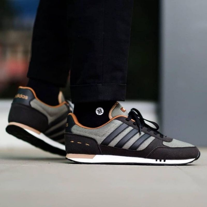 ADIDAS NEO CITY RACER OLIVE BLACK SNEAKERS PRIA