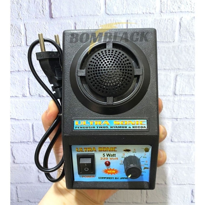 Alat Suara Pengusir Tikus Nyamuk Kecoa Serangga Perangkap ULTRASONIC