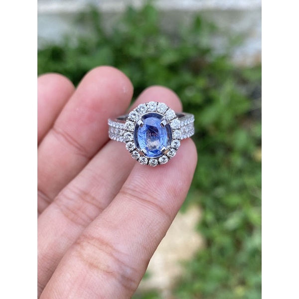 Cincin Blue Sapphire From Srilanka Emas Berlian Putih Bersih