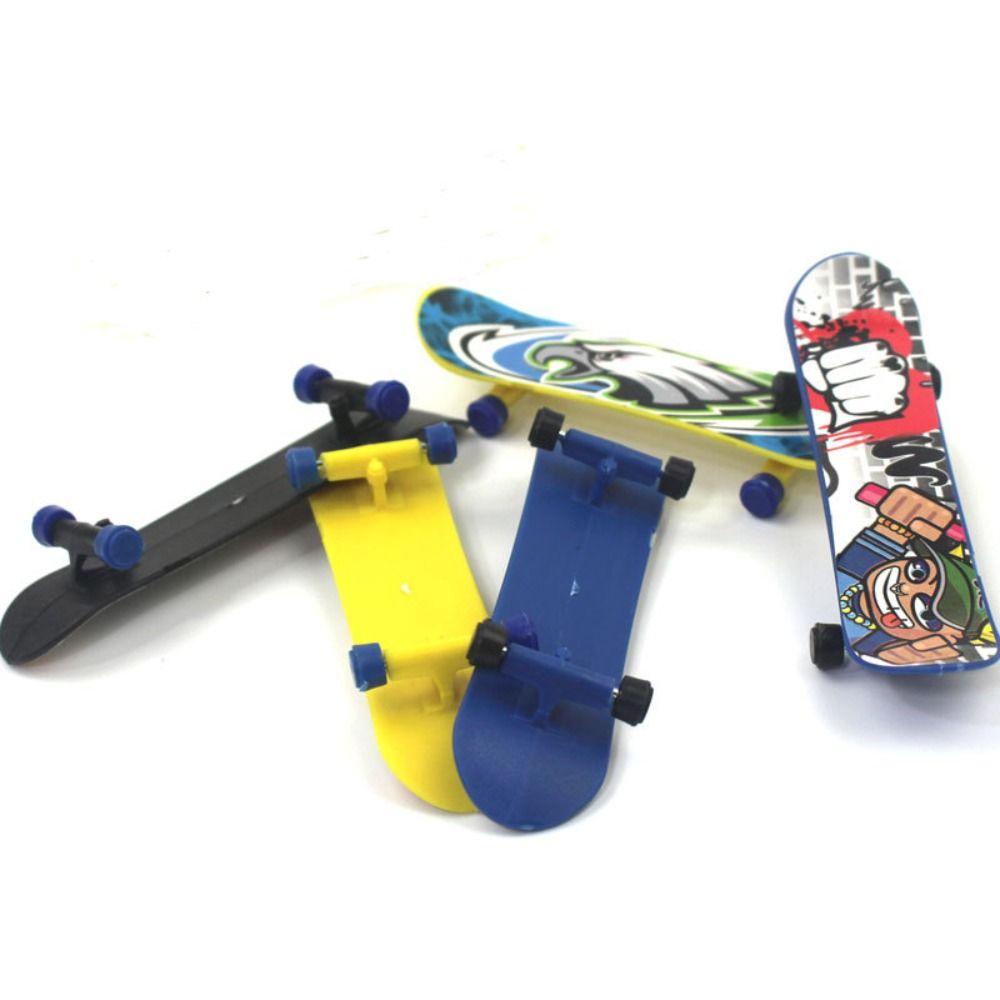 NEEDWAY Finger Skateboard Inovatif Kolektor Jari Plastik Skuter Gag Mainan Tabletop Mainan Ujung Jari Olahraga Fingerboard Mainan Baru Papan Jari Mini