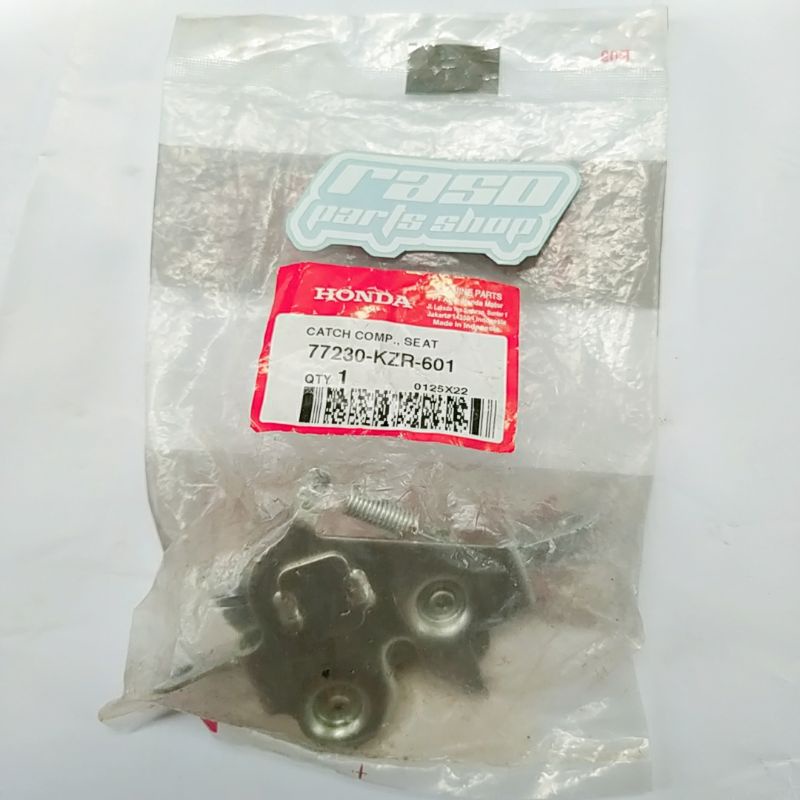 pengunci jok vario 125 lama old original 77230-KZR-601