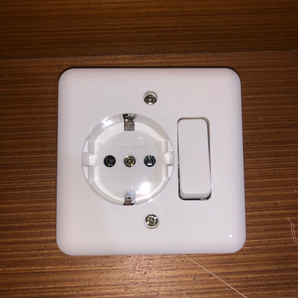 MORGEN SAKLAR IB B SERIES SK ARDE/ENGKEL/SERI/SOCKET TV/TRIPLE