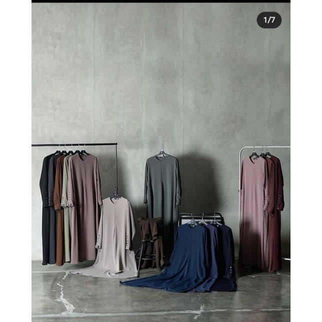 Saila Aljenna Winter Creme size M edisi 17 Januari