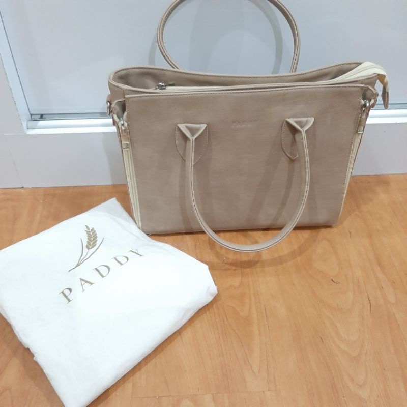 Preloved bossy bag paddy by nica