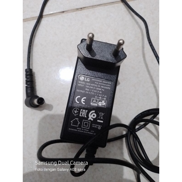 Adaptor TV LG 19v = 1.7A