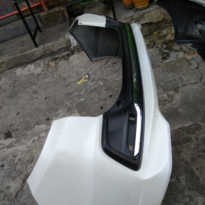 {BEKAS} bemper bumper belakang mobilio rs dan sideskirt Limited