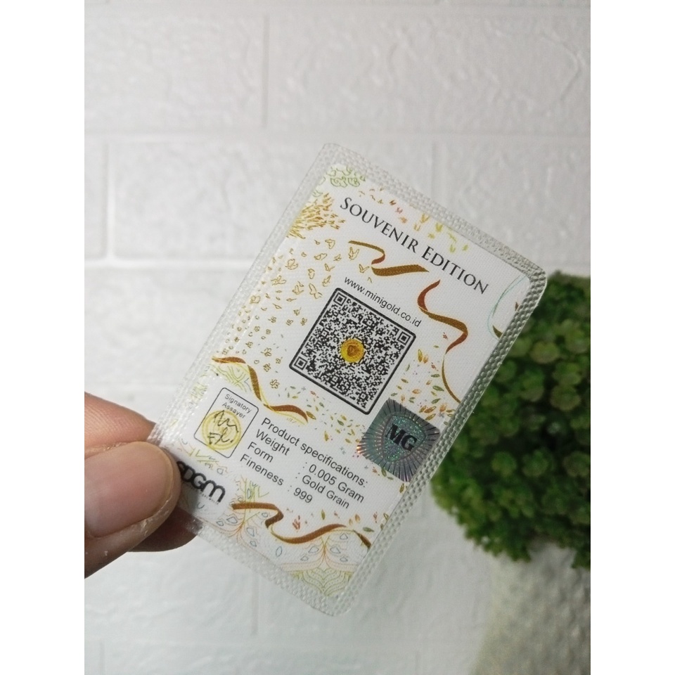 MINIGOLD Reguler Souvenir Series 0.005 Gram Kemasan Laminating TERMURAH TERLARIS Emas Mini Emas Batangan Logam Mulia Murni 24 Karat Bersertifikat Resmi Asli Original Tabungan Emas Souvenir Keren Mewah