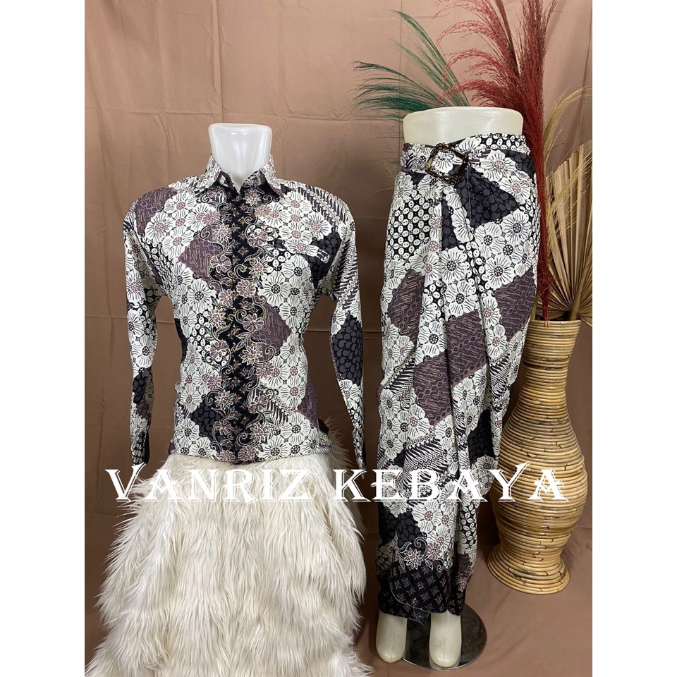 Vanriz Kebaya-Batik Panjang Couple Rok Lilit Free Ring