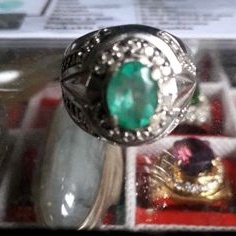 Natural Emerald Beryl/Zamrud Columbia + memo istimewa