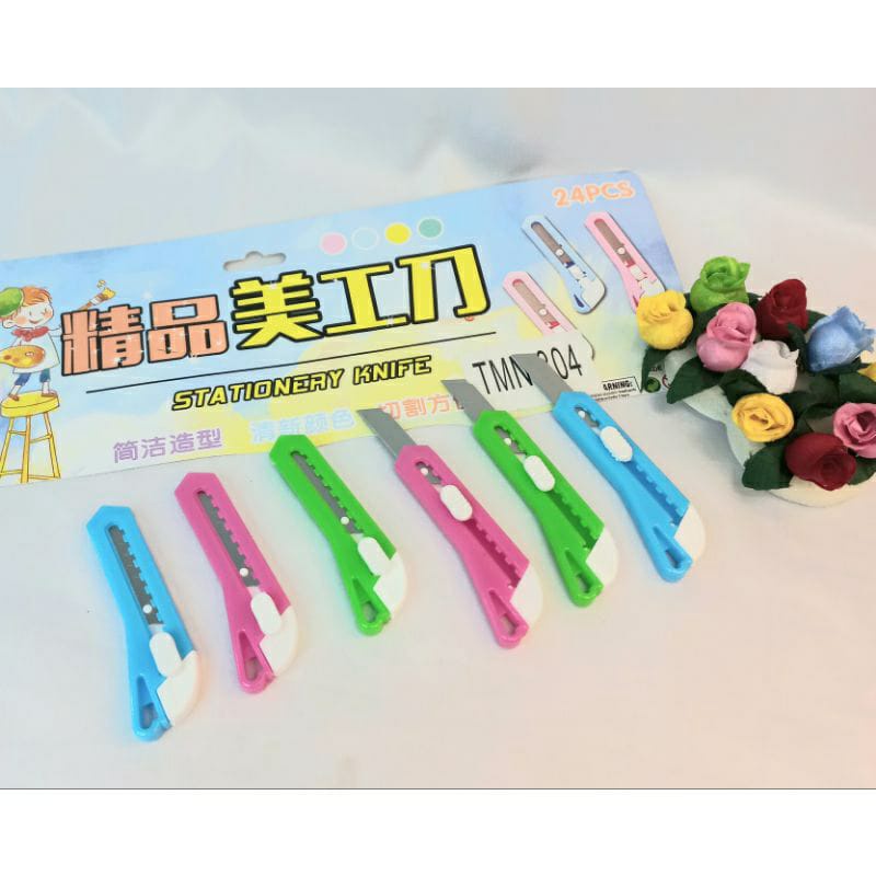 

Cutter Mini Warna