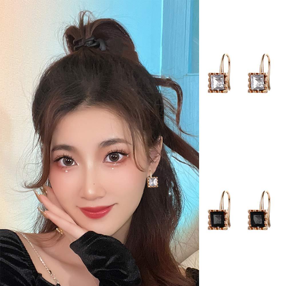 Mxbeauty Anting Wanita Trendy Geometris Lucu Kecil Elegan Hitam Putih Anting Gaya Korea