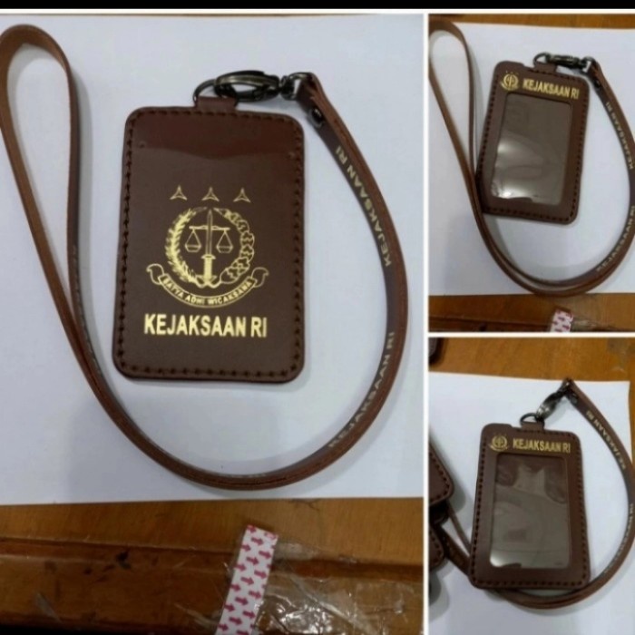 

Tag Holder Kalung Id Card Name Tag Kejaksaan Ri Bahan Dasar Kulit