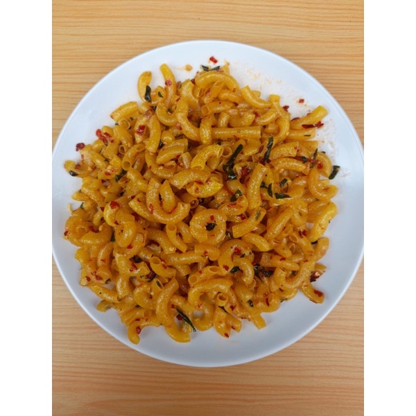 

Makaroni pedas daun jeruk bumbu bojot kiloan