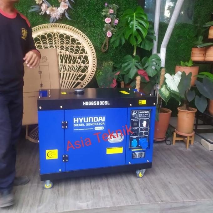 Genset silent 5000 watt.. Hyundai HDG6500DSL