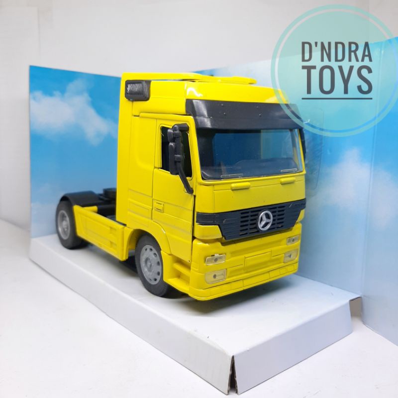 Diecast Miniatur Mobil Truk MERCEDES-BENZ ACTROS - Diecast Truck Welly