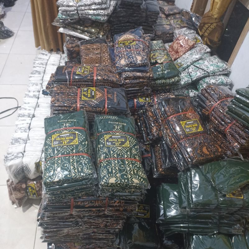 SARUNG BATIK TERBARU SARUNG PRIA SARUNG GOYOR SARUNG BATIK HATISA Sarung santri sarung palekat