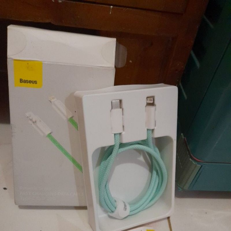 data cable iphone baseus 20 w original 100%