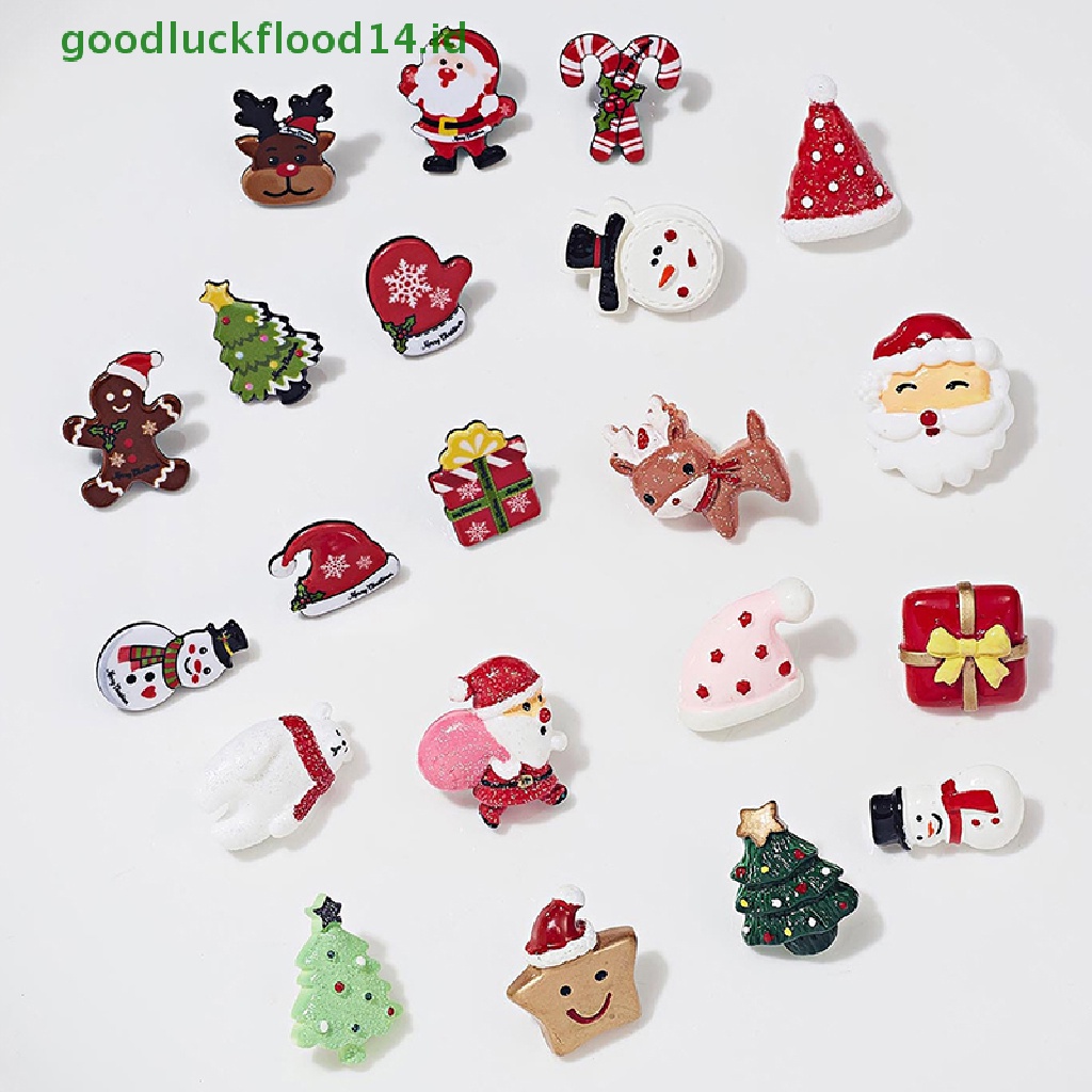 [GOOGFOUR] Set Bros Natal Trendy Santa Claus Elk Snowman Brooch Badges Pin Untuk Wanita [Atasan]