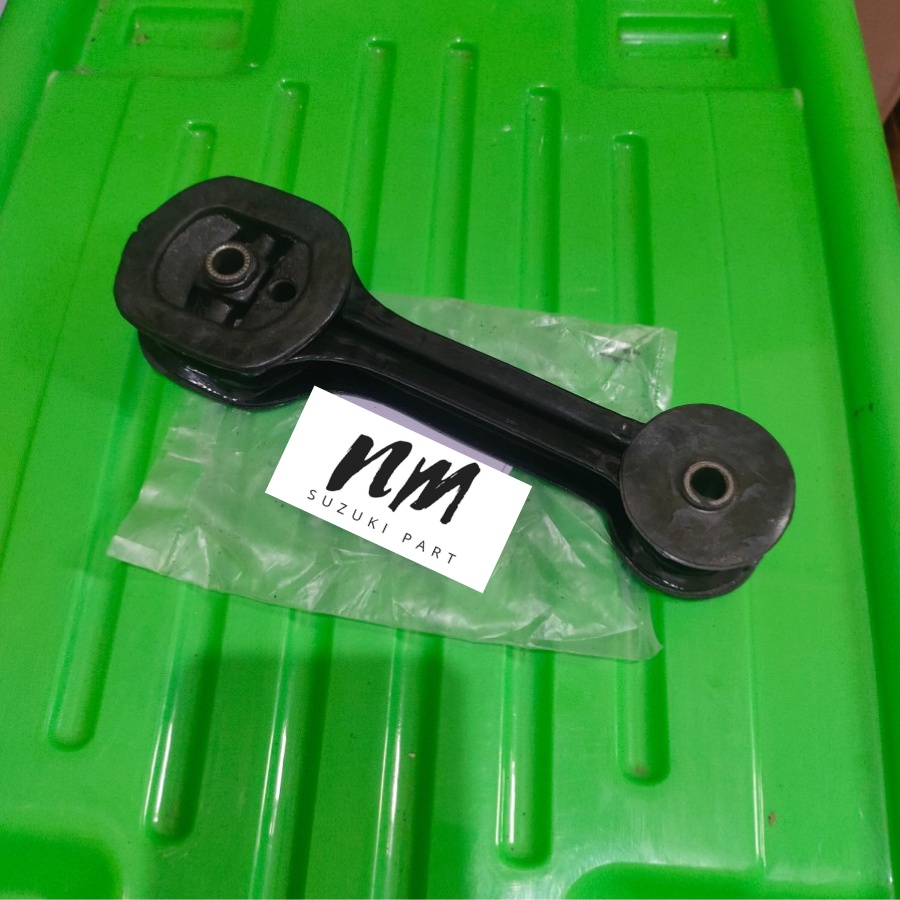 Engine mounting mesin tengah Suzuki Forsa