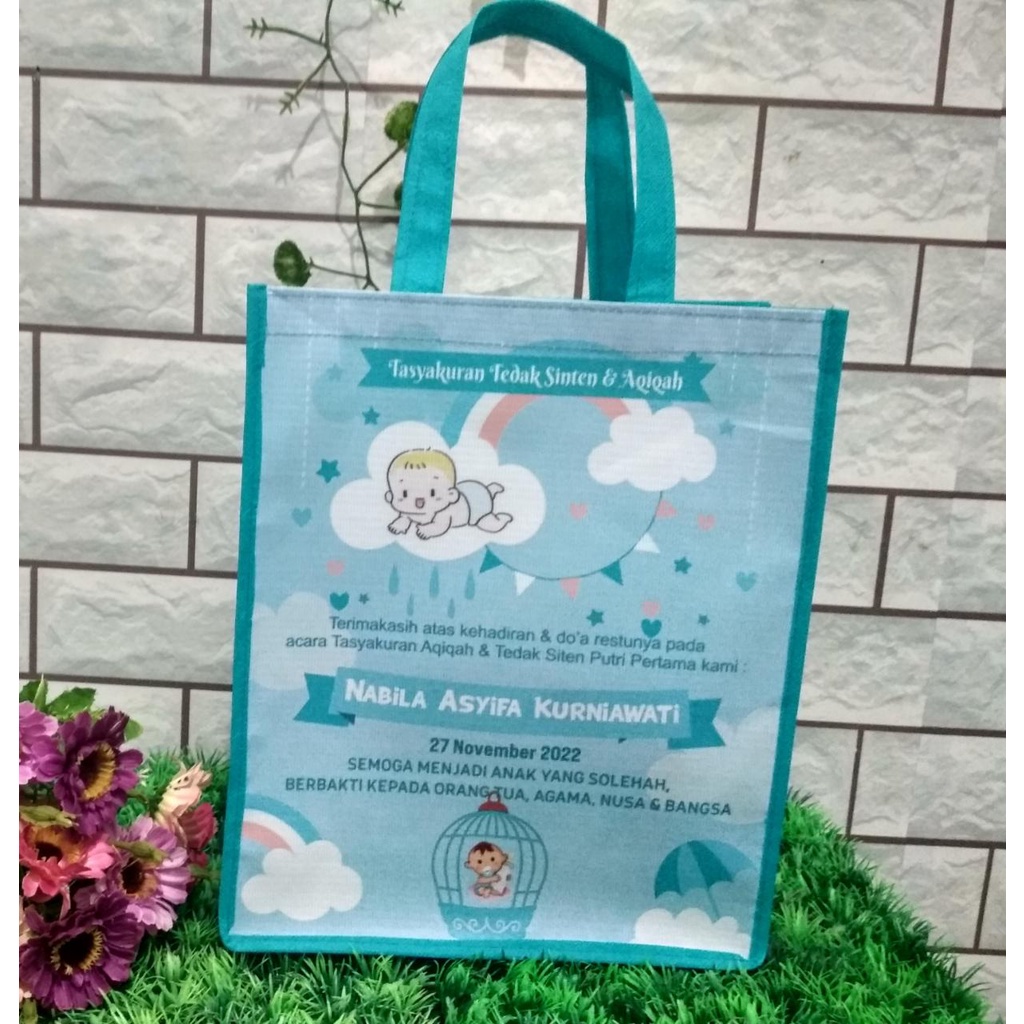 

TAS SOUVENIR AQIQAH TEDAK SITEN MODEL SAFA BANNER