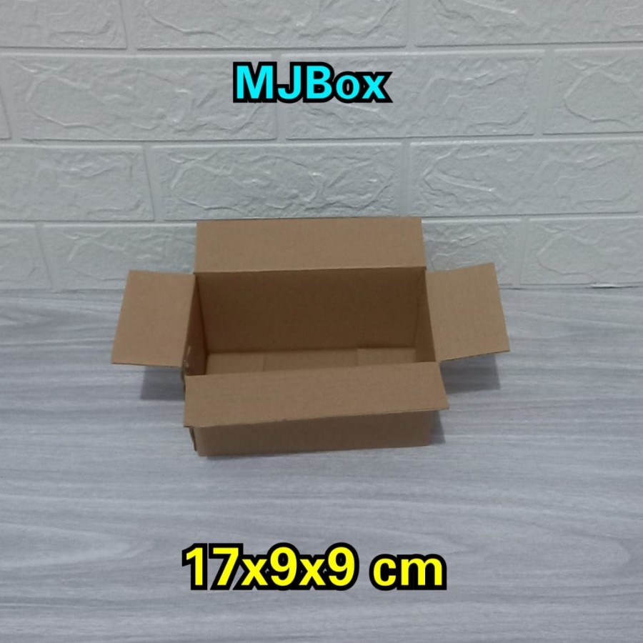 

Kardus Karton Box Uk.17x9x9 cm......ST