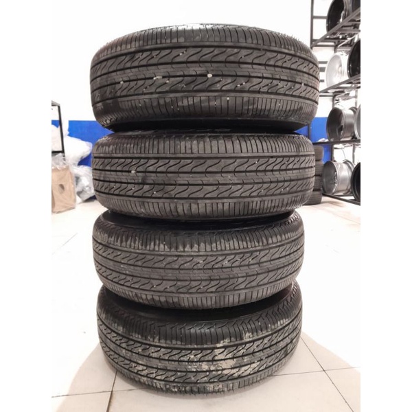 Velg Mobil Bekas Racing SEMAI R16 Lebar 8 inch Lubang Baut 5 x 114,3 Et 15 Warna Black Polish + Ban 