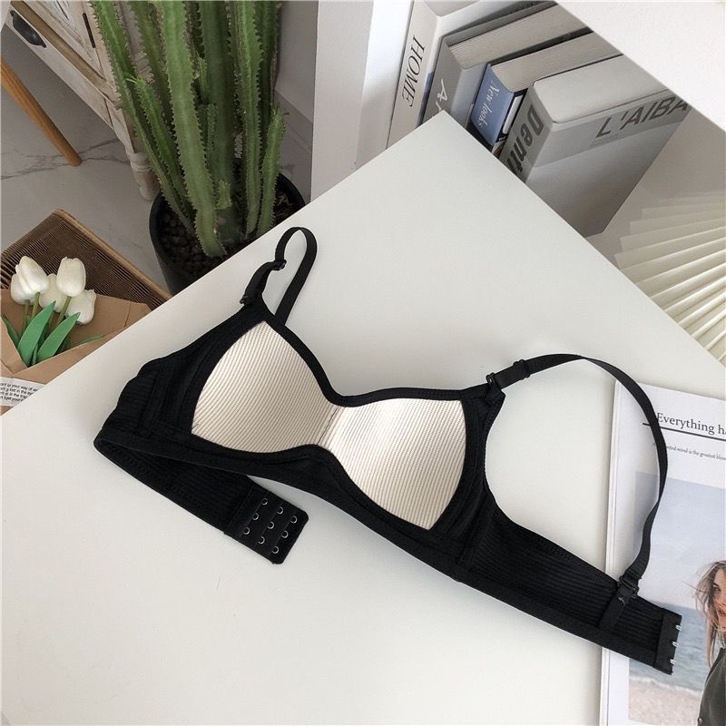 BEE - BH Bra Motif Garis Lurus Push Up Style Senam Zumba Yoga Pakaian Dalam Wanita A172 POLINI