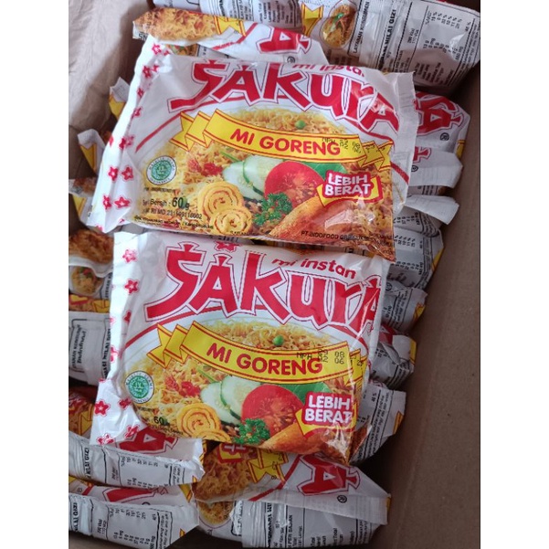 

Mie Sakura Kartonan isi 40pcs