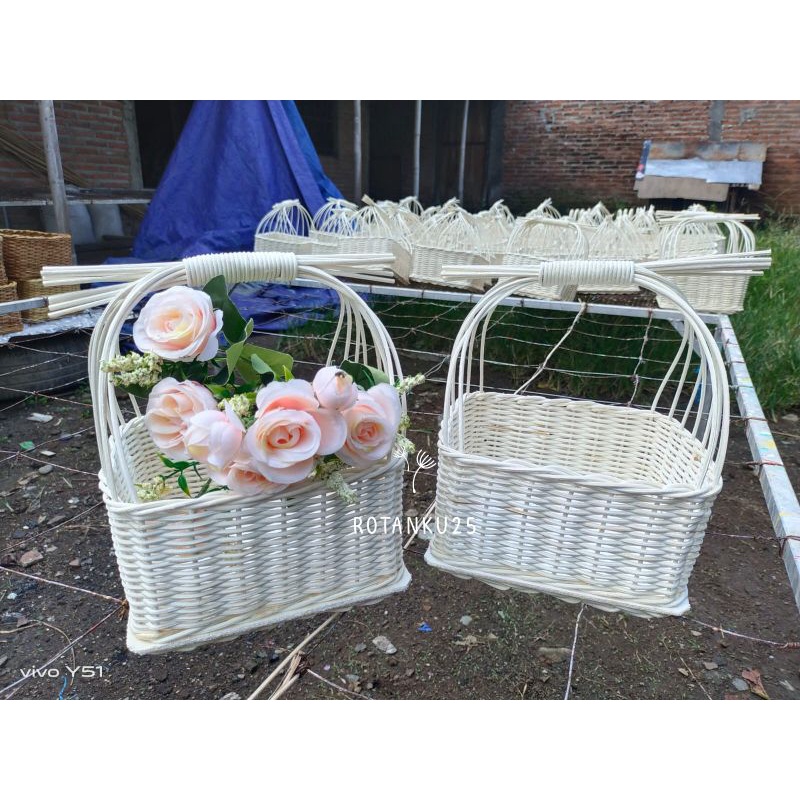 KERANJANG ROTAN / KERANJANG SESERAHAN / HAMPERS ROTAN /KERANJANG IKAT ROTAN