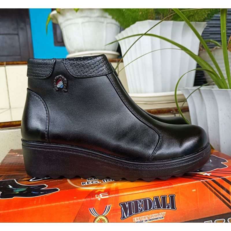 Sepatu Booth Wanita Sepatu Medali Kulit Asli Sepatu Kerja Polwan Secwan Sus PNS