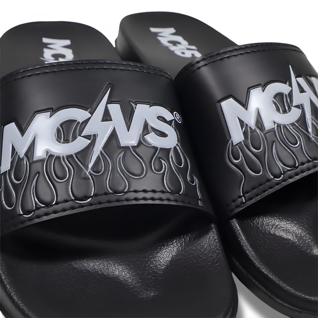 Mcvois Sandal Pria Slide Sandal Slip On Fire Anti Licin