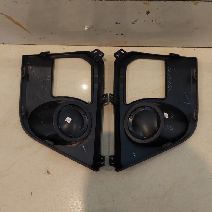 Tutup Cover Foglamp Fog Lamp Asli Mitsubishi New Triton 2019 HDX