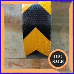 

onderdil Reflective Scotlight Tape Arrow Marking Tape Safety Perekat 45 METER 2774N23