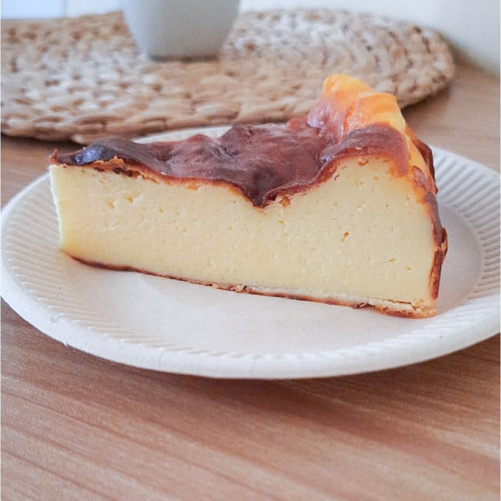 

Burnt Cheesecake Slice / Creamy / Premium