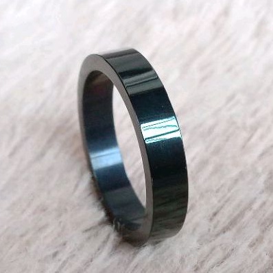 Cincin Wanita Titanium Asli Hitam Polos Perhiasan Anti Karat