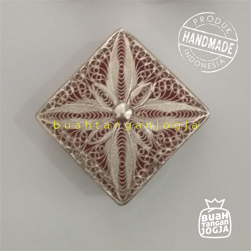 Tempat Cincin Kecil Lapis Perak