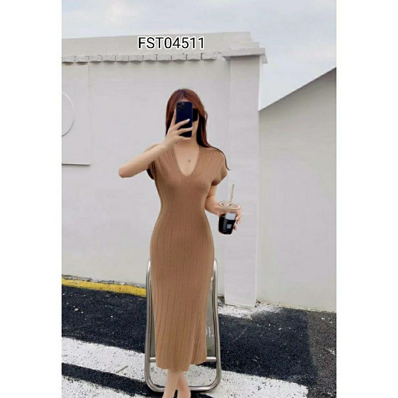 IMPORT Deep V Neck Loose Knit Dress FST04511