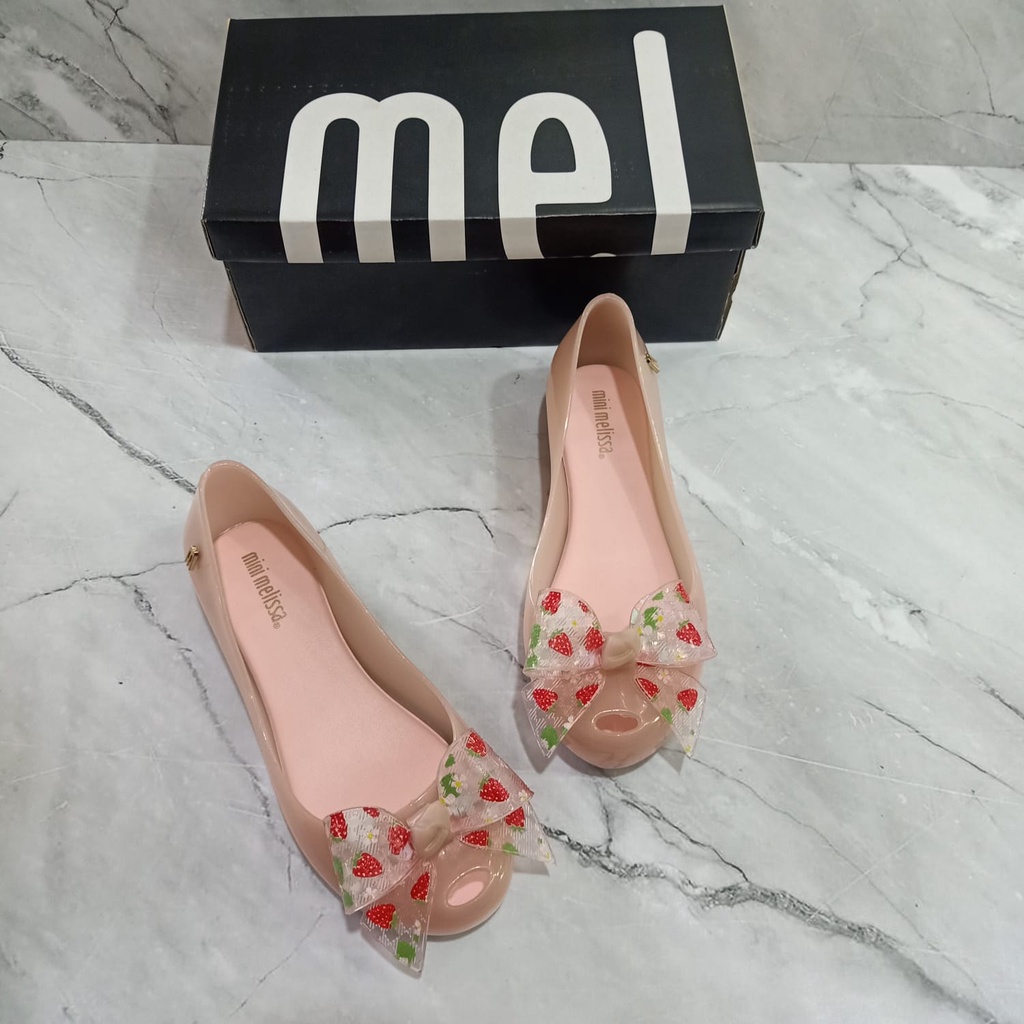 Flat shoes Mels Junior strawberry (anak tanggung)