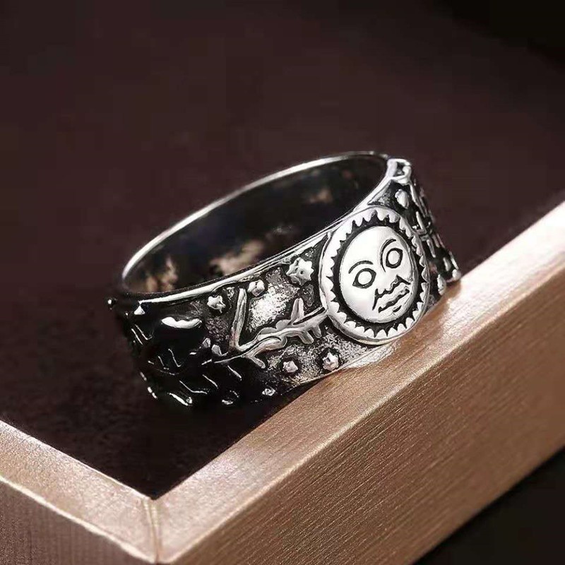 [X C Perhiasan] Hip Hop Rock Retro Pria Fashion Smiley Face Cincin Gothic Pesta Perhiasan Aksesoris