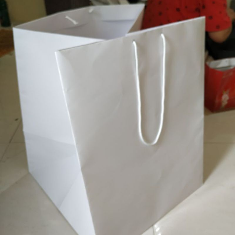 

Paperbag glossy 35x15x40 polos