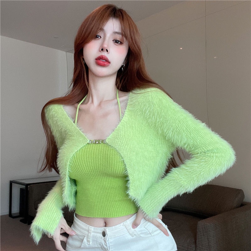 Red Mohair Rajutan Cardigan Wanita Awal Musim Gugur Gaun Keinginan Murni Gadis Seksi Pendek Leher Gantung Top Tube Top Suspender two-Piece Set