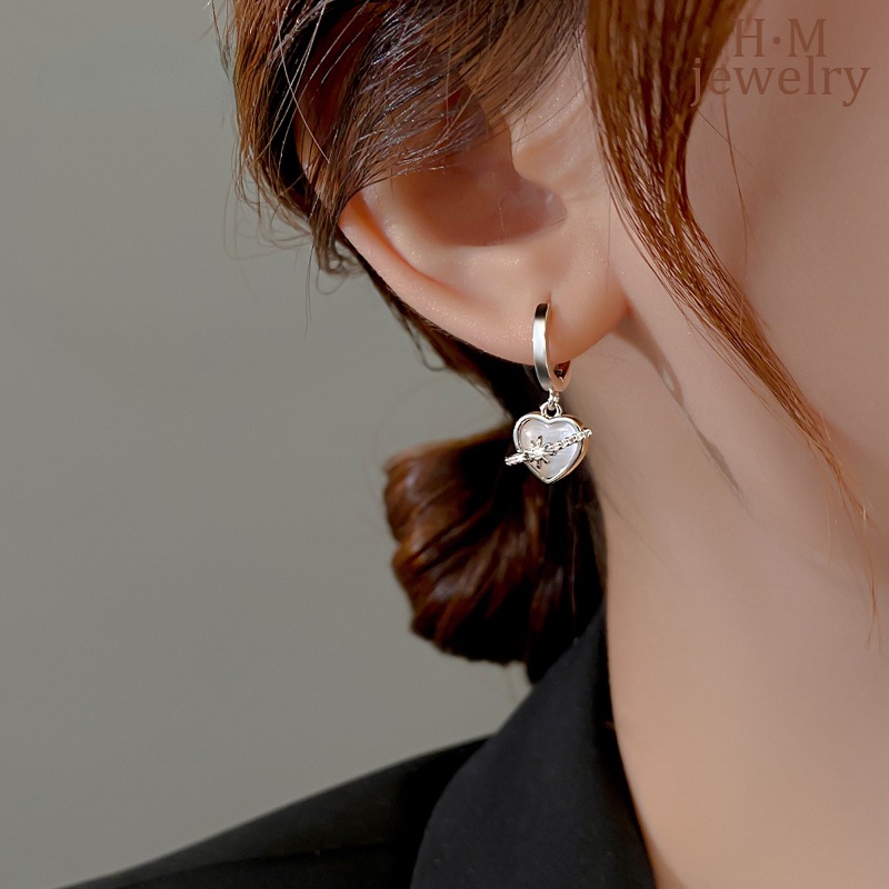 Anting Love Hati Anting Elegan Bermutu Tinggi Ringan Mewah Anting Halus Terbaru2023